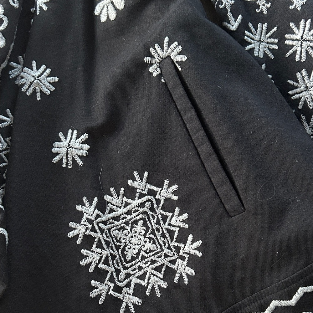 Coldwater Creek Black and White Patterned Embroidered Cardigan - Picture 6 of 11